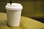 PLA 32oz de crème glacée a adapté les tasses aux besoins du client de papier jetables chauffent pour rendre la tasse de papier chaude résistante de boissons