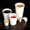 Les tasses épaissies faites sur commande jetables de boissons de bureau empaquettent des tasses de café